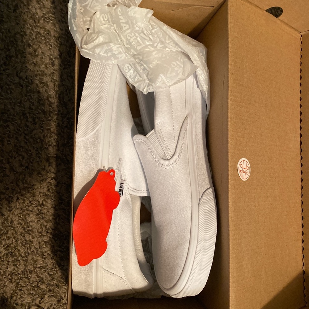 Slip on white vans